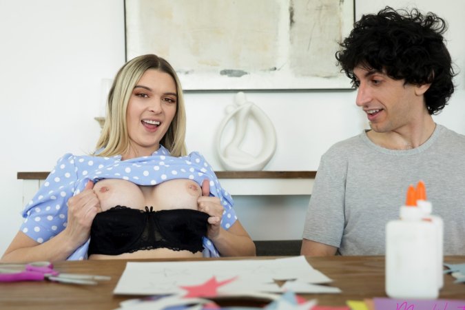 Ivy Mayhem gives in to masturbation urges as she is sucked and breeding by stepson Nick Stokes — Ivy Mayhem & Nick Strokes #6