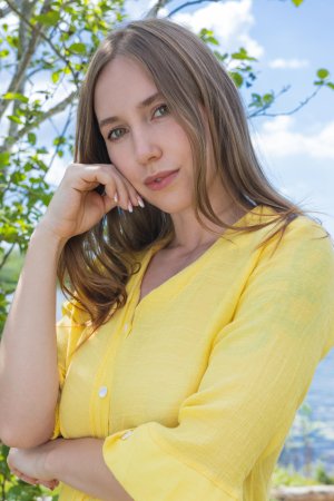 Naomi Love strips in a short dress outdoors spoiling her shaved pussy — Naomi Love #3